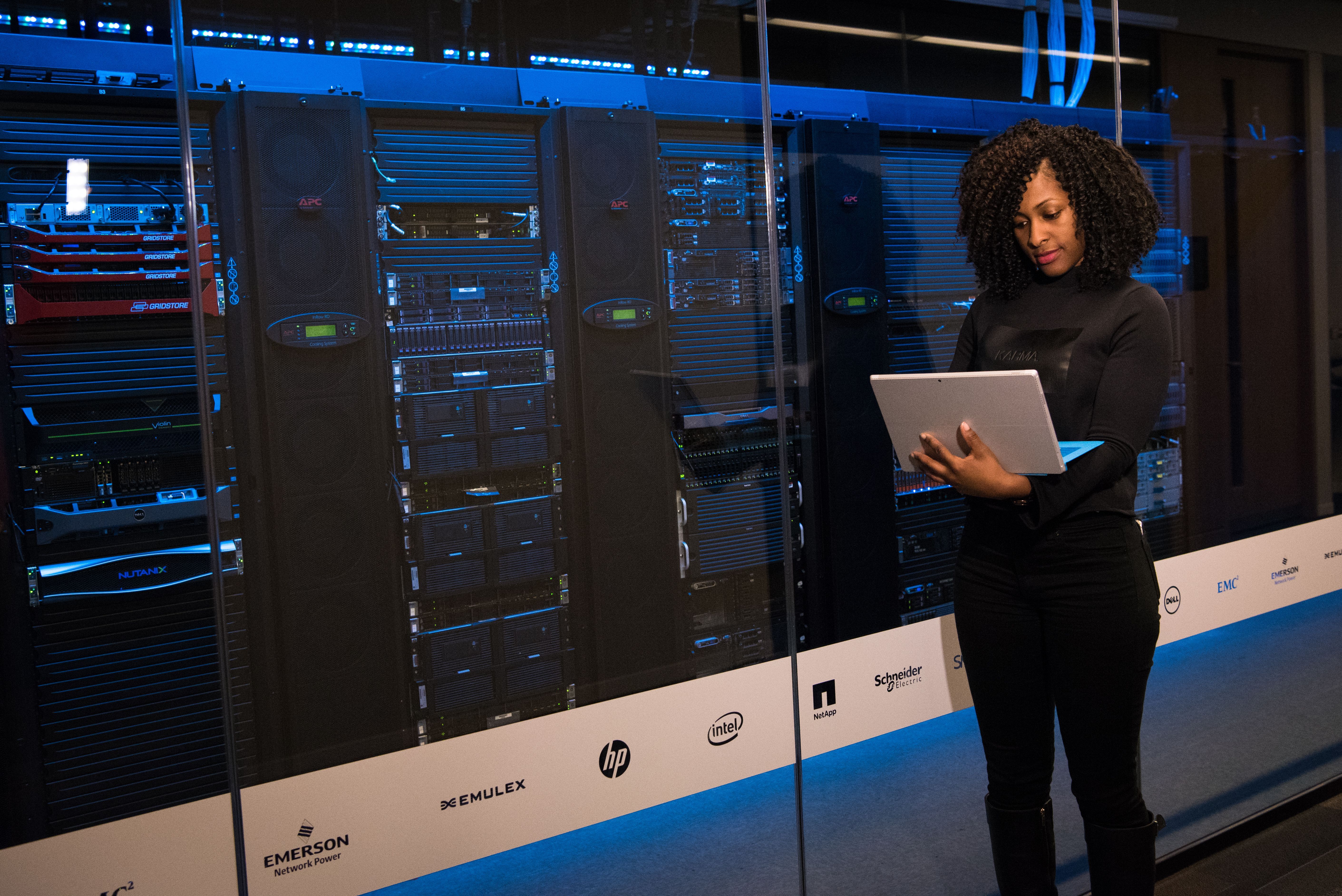 Data Management Solutions Explained: Tools, Software, Data Governance & Business Intelligence Guide